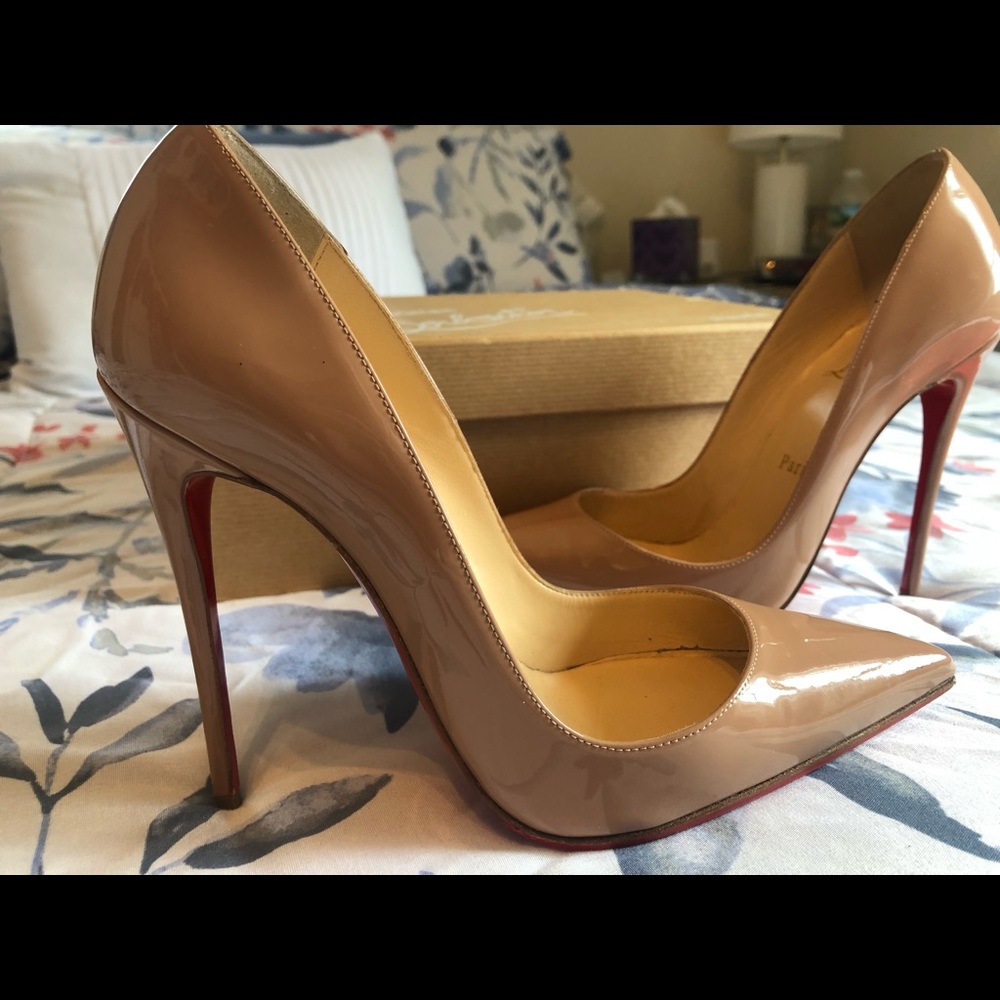 Christian Louboutin So Kate Nude size 7